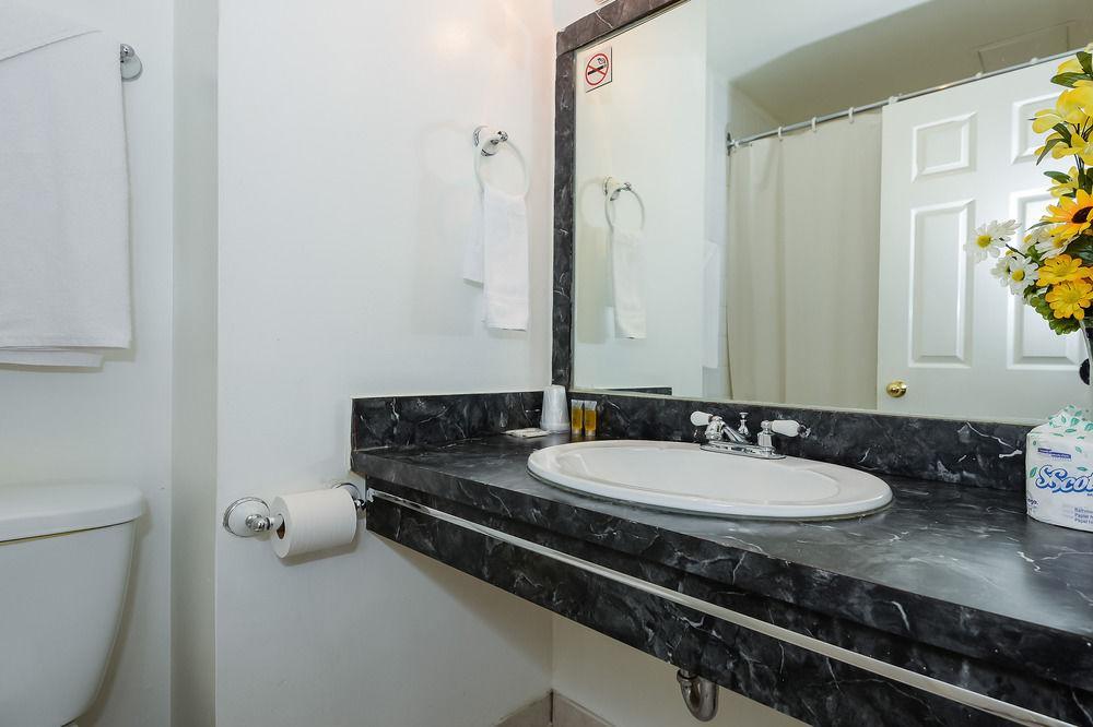 Ottawa Inn Hotel 外观 照片