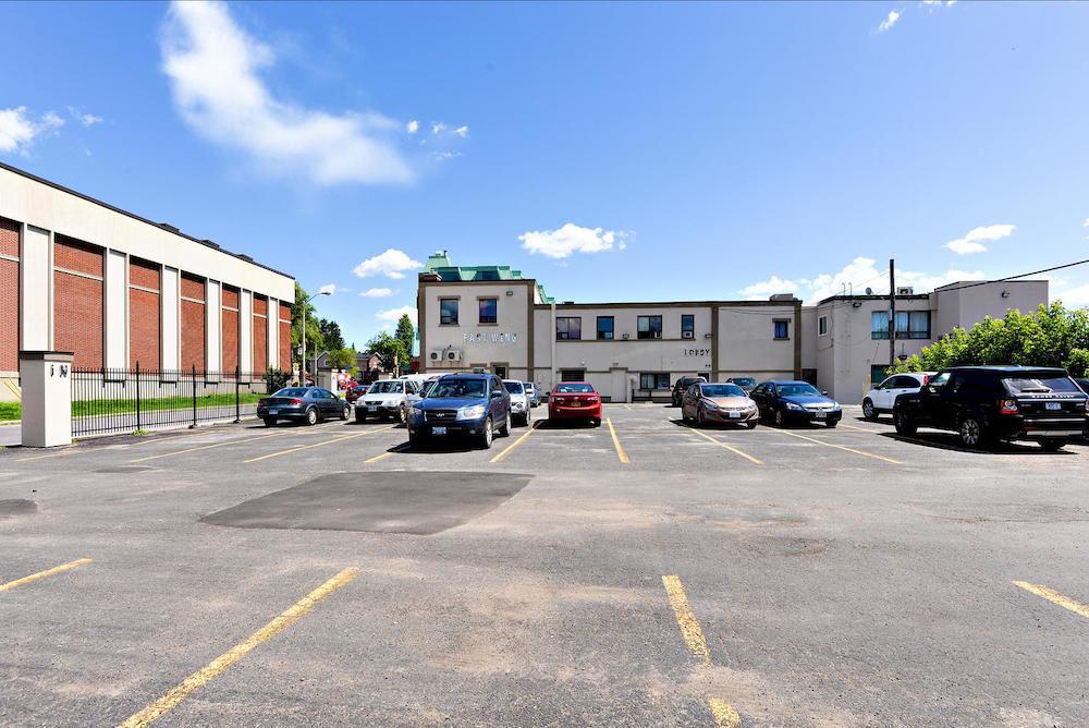 Ottawa Inn Hotel 外观 照片